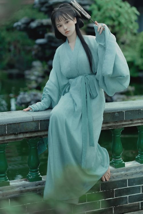 踏青风明月 小小雨