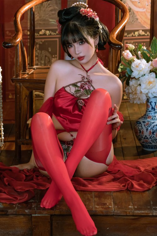 奶桃轩萧学姐 朝开暮落