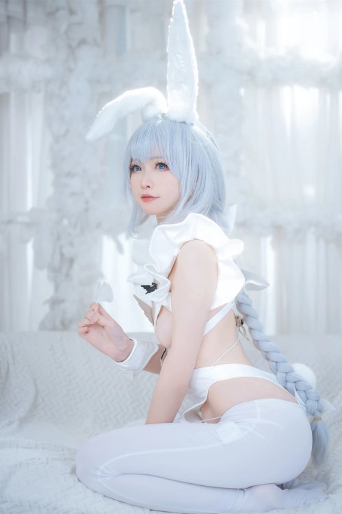 樱岛嗷一 恶毒兔女郎