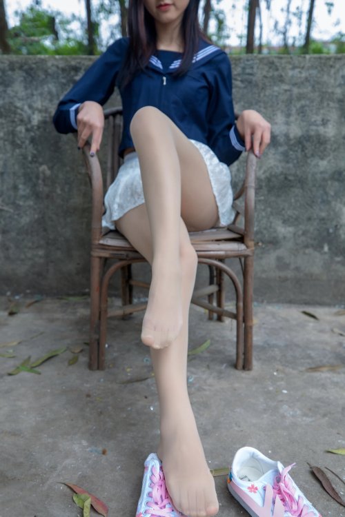 北北 制服肉丝超短裙