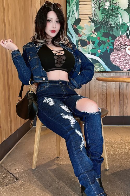 Hana bunny Denim Bunny