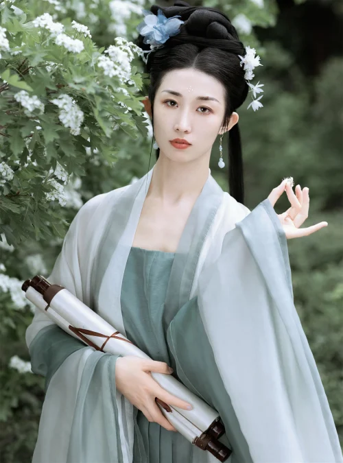 江南春暮 羽璇