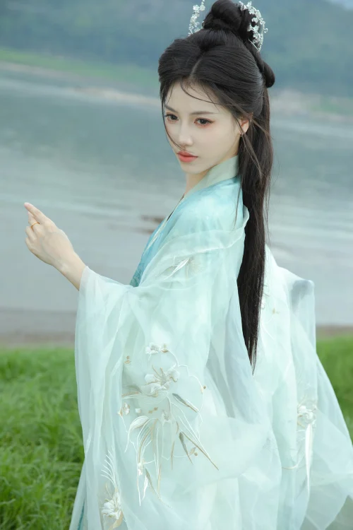 一剑寒霜 珠珠